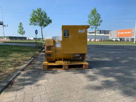 Cat SR4 - Overhauled - 194 kW - Generator End (bj 2002)