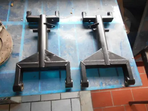 Rear lower suspension arms for Maserati Kyalami-Qpte s3