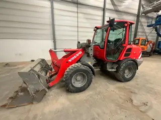 Volvo L 25 F (bj 2014)