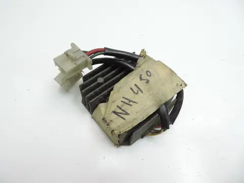 SPANNINGSREGELAAR Honda CB 450 1984 - 1988