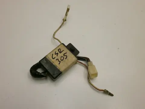ZEKERINGKAST Kawasaki CSR 305 LTD 1981 - 1989