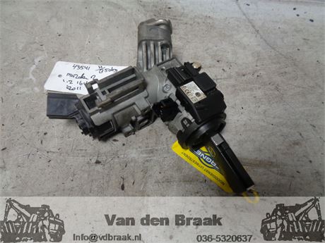 Mazda 2 2010-2015 Kontaktslot