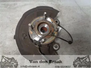 Chevrolet Aveo 1.4 16V 2011-2015 Fusee rechts voor