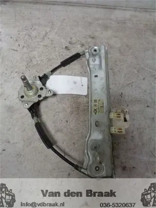 Fiat Panda 2012-2022 Raammechaniek rechts achter handbediend