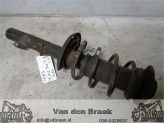 Volkswagen Fox 1.2 6V 2005-2012 Veerpoot voor