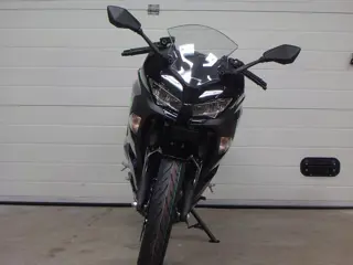 Kawasaki NINJA 400 (2020)