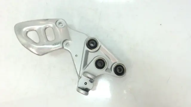 RECHTER SCHETSPLAAT Suzuki GSX R 1300 Hayabusa 1998 - 2007