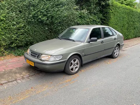 Saab 900 2.0, 1998, 5 versn, glazen schuifdak