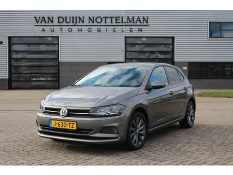 Volkswagen Polo 1.0 TSI Highline / Carplay / Automaat / Stoelverwarming
