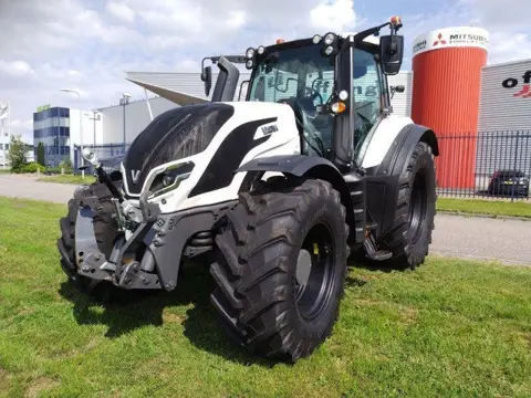Valtra T 175 A (bj 2021)