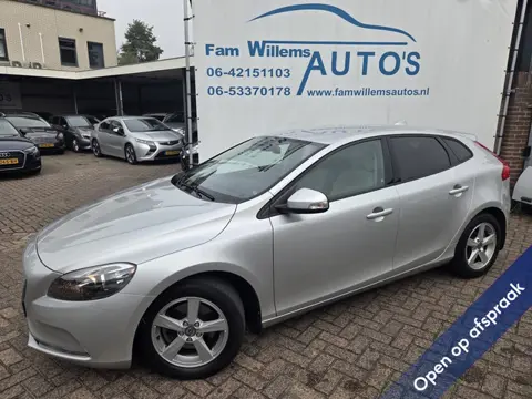 Volvo V40 1.6 T3 Kinetic (bj 2012)