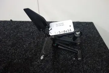 RECHTER SCHETSPLAAT KTM 125 Duke 2017 - 2020
