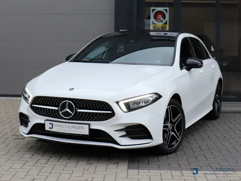 Mercedes-Benz A-Klasse 250 e AMG| 8G Aut | MBUX High End | Night Pakket | Panoramadak | Apple Car Pl