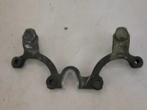 Suzuki GS450L Tellerbeugel