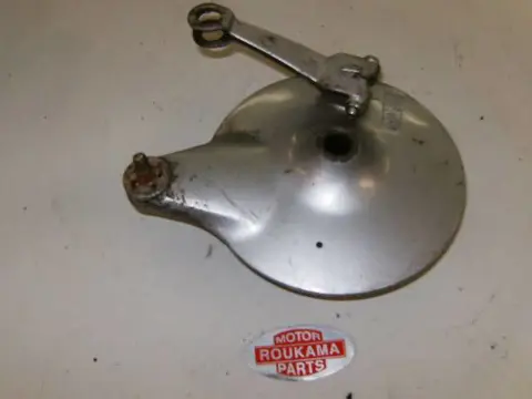 Suzuki GZ250 Achterrem trommel 64210-39115