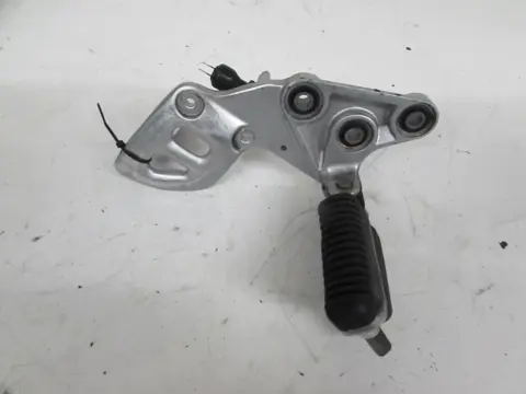 RECHTER SCHETSPLAAT Suzuki GSX R 1300 Hayabusa 1998 - 2007