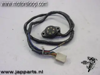 Suzuki GS750 Neutraalschakelaar
