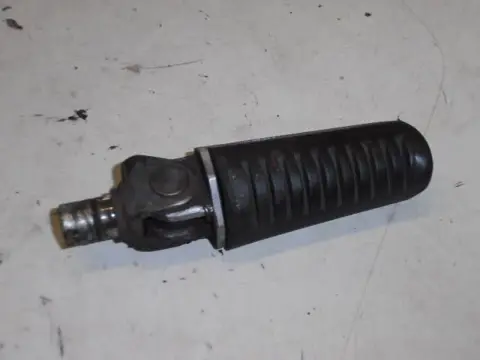 Kawasaki ZX-9R Voetstep rechts voor 34028-1390 & 34028-1127