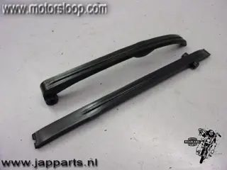 Suzuki SP370 Nokkenas kettinggeleiders