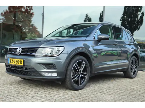 VOLKSWAGEN TIGUAN 1.4 TSI CONNECTED SERIES | TREKHAAK | CARPLAY | CRUISE | CLIMATE | PRIVACY | PDC