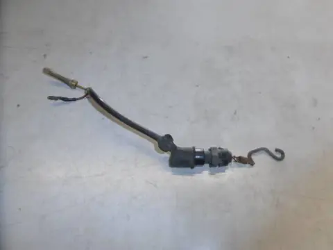 Yamaha FZR1000(3LE) Remlichtschakelaar achter 3GM-82530-02-00