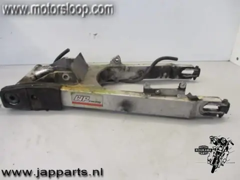 Suzuki GSX1100F(GV72) Achterbrug