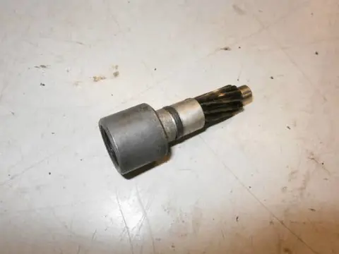 Suzuki GS650G Toerenteller aandrijving