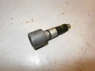 Suzuki GS650G Toerenteller aandrijving