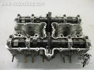 Kawasaki LTD550C Cilinderkop met nokkenassen