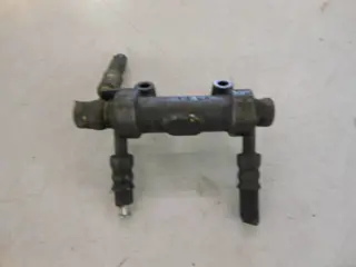 Kawasaki LTD550C Remdrukverdeler