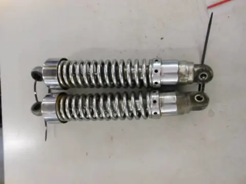 Kawasaki LTD550C Schokbrekers