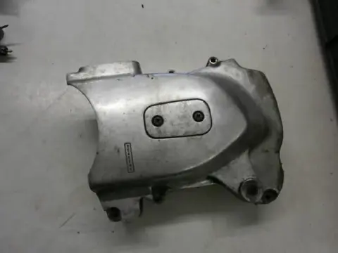 Kawasaki LTD550C Voortandwiel kap 14026-1047