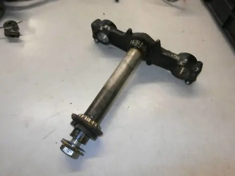 Kawasaki LTD550C Voorvork T-Stuk