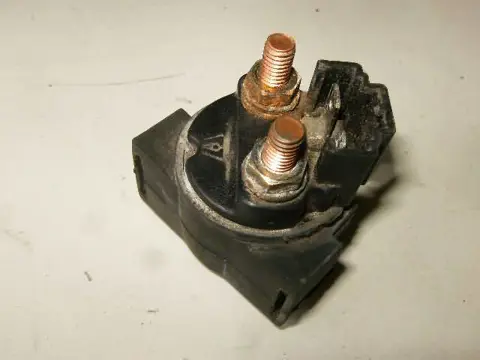 Kawasaki LTD700 Startrelais