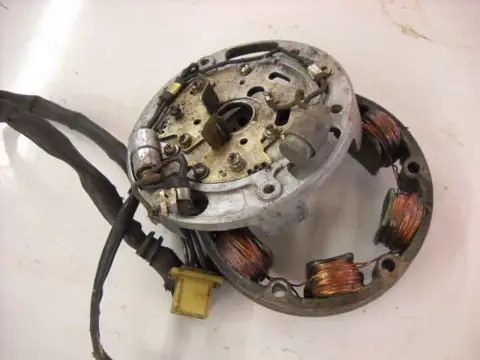 Kawasaki S3-400 Stator met Grondplaat