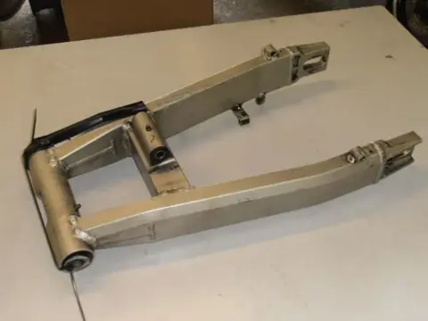 Kawasaki ZX6-R 636 Achterbrug 33001-1636-458