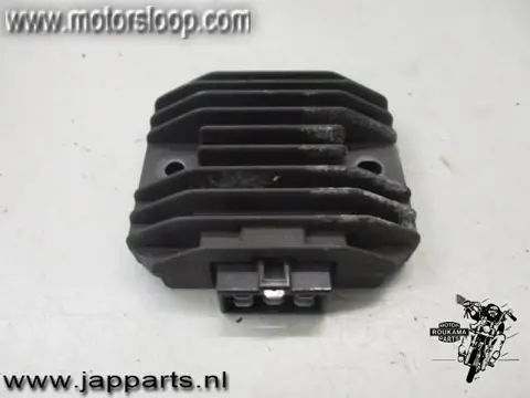 Kawasaki VN1500C Spanningsregelaar