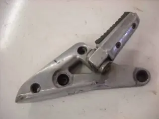 Kawasaki VN750A Voetsteun met bracket links achter 35011-1239