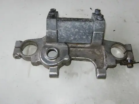 Kawasaki VN750A Voorvork balhoodfplaat 44039-1117