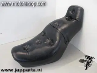 Kawasaki VN750A Zadel