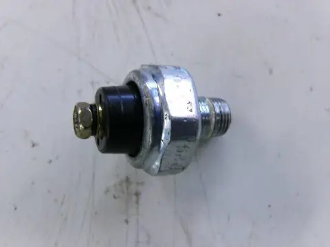 Suzuki GSX400E Oliedruksensor