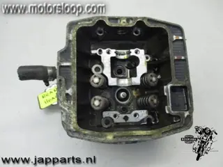 Kawasaki VN800A Cilinderkop achter