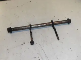 Kawasaki VN800B Achterwiel as 41068-1365