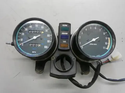 Kawasaki Z250 / 400 E.A. Tellerset 25337 miles