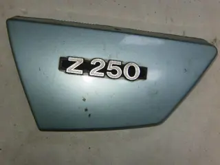 KAWASAKI Z250 Zijkap Links Zilver