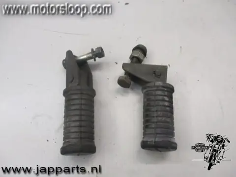 Kawasaki Z400B Voetsteps achter