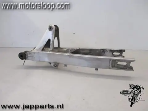 Suzuki GSX750EF(GR72A) Achterbrug