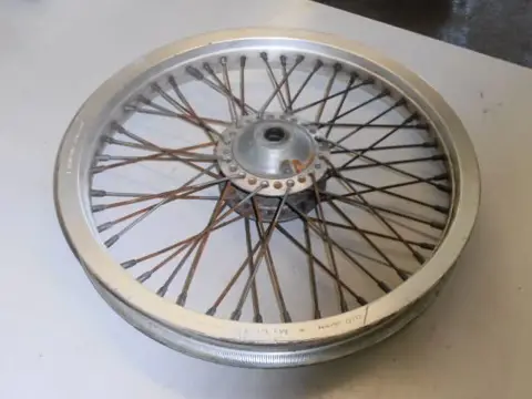 Kawasaki Z750LTD Voorwiel aluminium