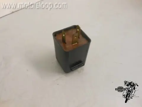 Kawasaki ZG1200(ZG9B) Knipperrelais 3 pins