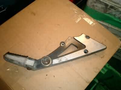 Kawasaki ZN1100B (KZT10A) Schetsplaat rechts 35011-1219